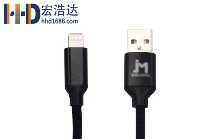 宏浩達(dá)廠家直銷手機數(shù)據(jù)線鋁合金布紋充電蘋果數(shù)據(jù)線工廠專業(yè)定制